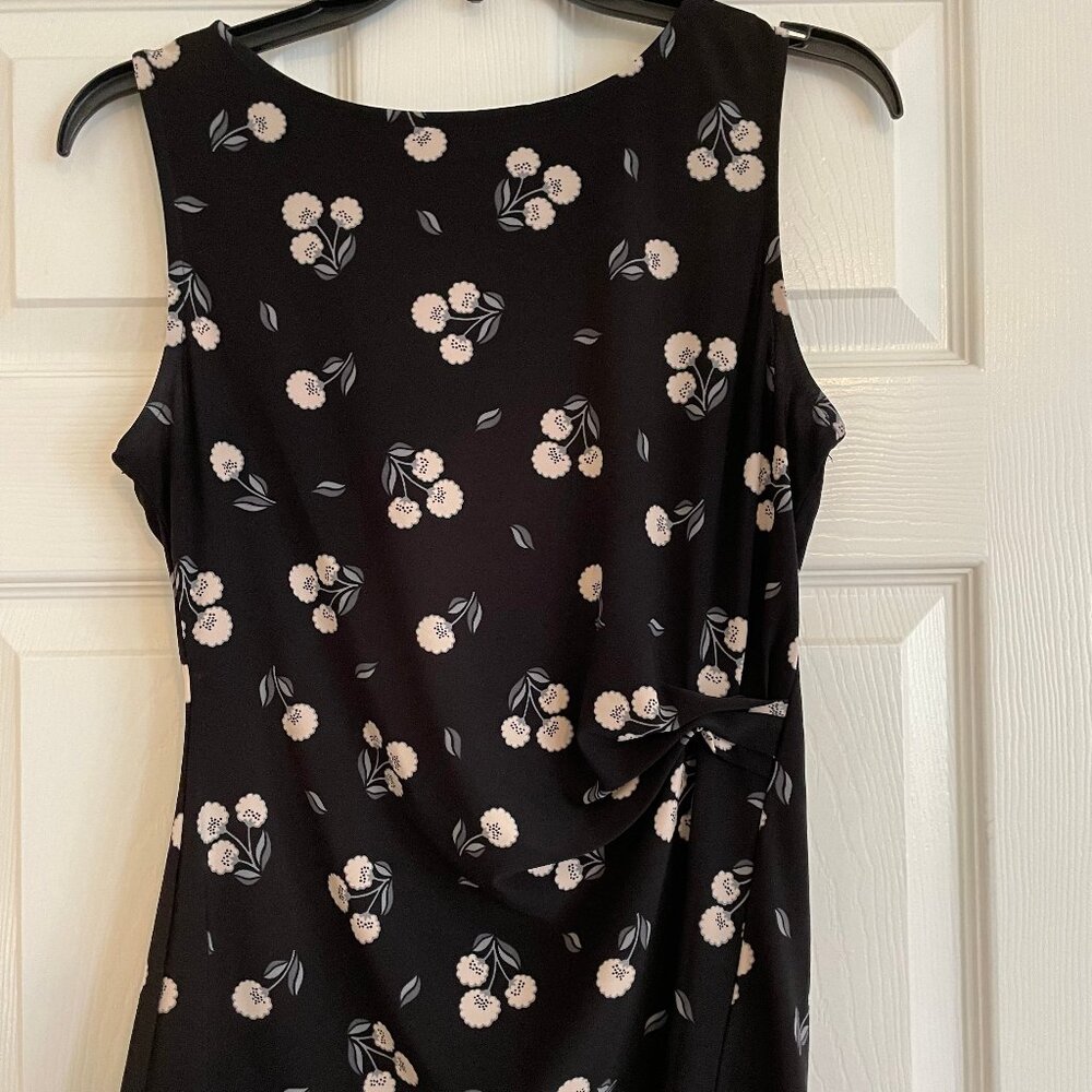 Anne Klein tank top women sz small black floral feminine fit great condition